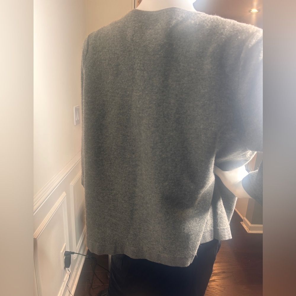 Chico’s 2 Women’s Large Sweater Gray Hook Closure 3/4 Sleeve Knit Cardigan - Picture 8 of 9